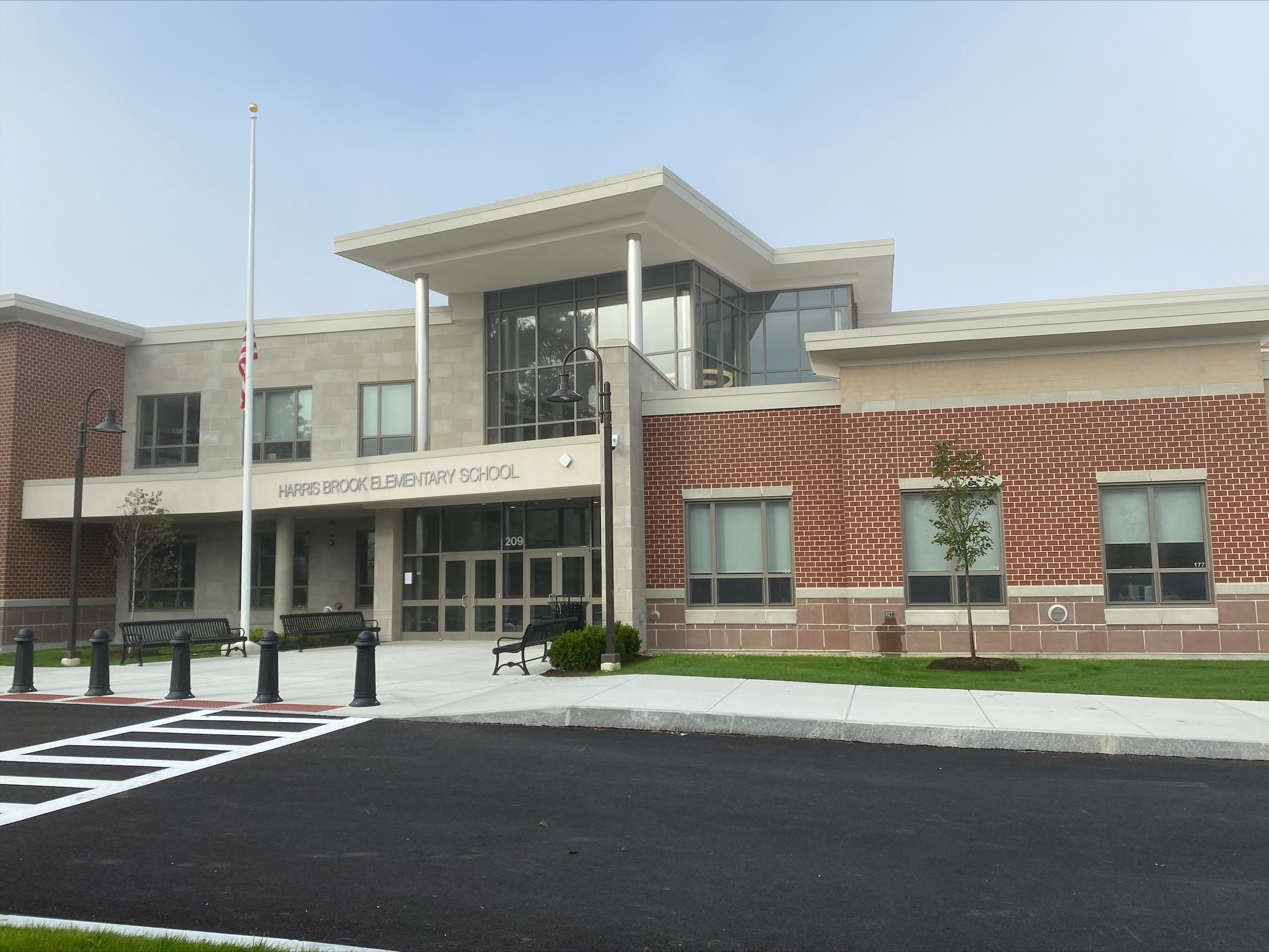 Harris Brook Elementary School | Ludlow, MA — Fontaine